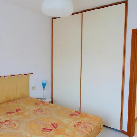 S220 - Sirolo, Trilocale In Centro Con Terrazzo * Sirolo